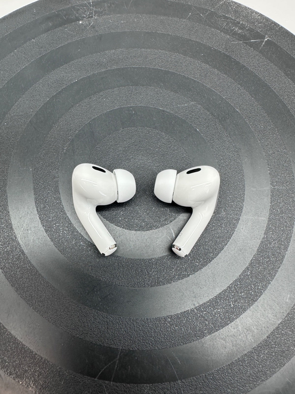 Apple AirPods Pro 2nd Gen 2024 Magsafe USB-C In-ear Headphones MTJV3ZM/A-