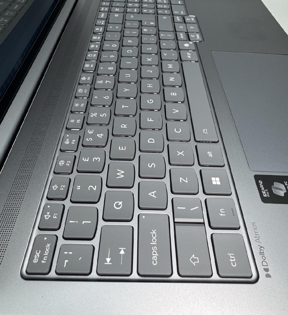 Lenovo IdeaPad Pro 5 16AKP10 Copilot+ No OS 16" OLED Ryzen AI 7 350 32GB RAM 1TB SSD (No Windows OS)