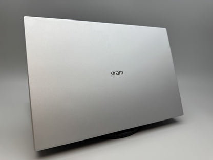 LG Gram Ultra Lightweight 16” Laptop Intel Evo 8GB RAM 512GB SSD 16:10 IPS 16Z90P-K.AA65A1