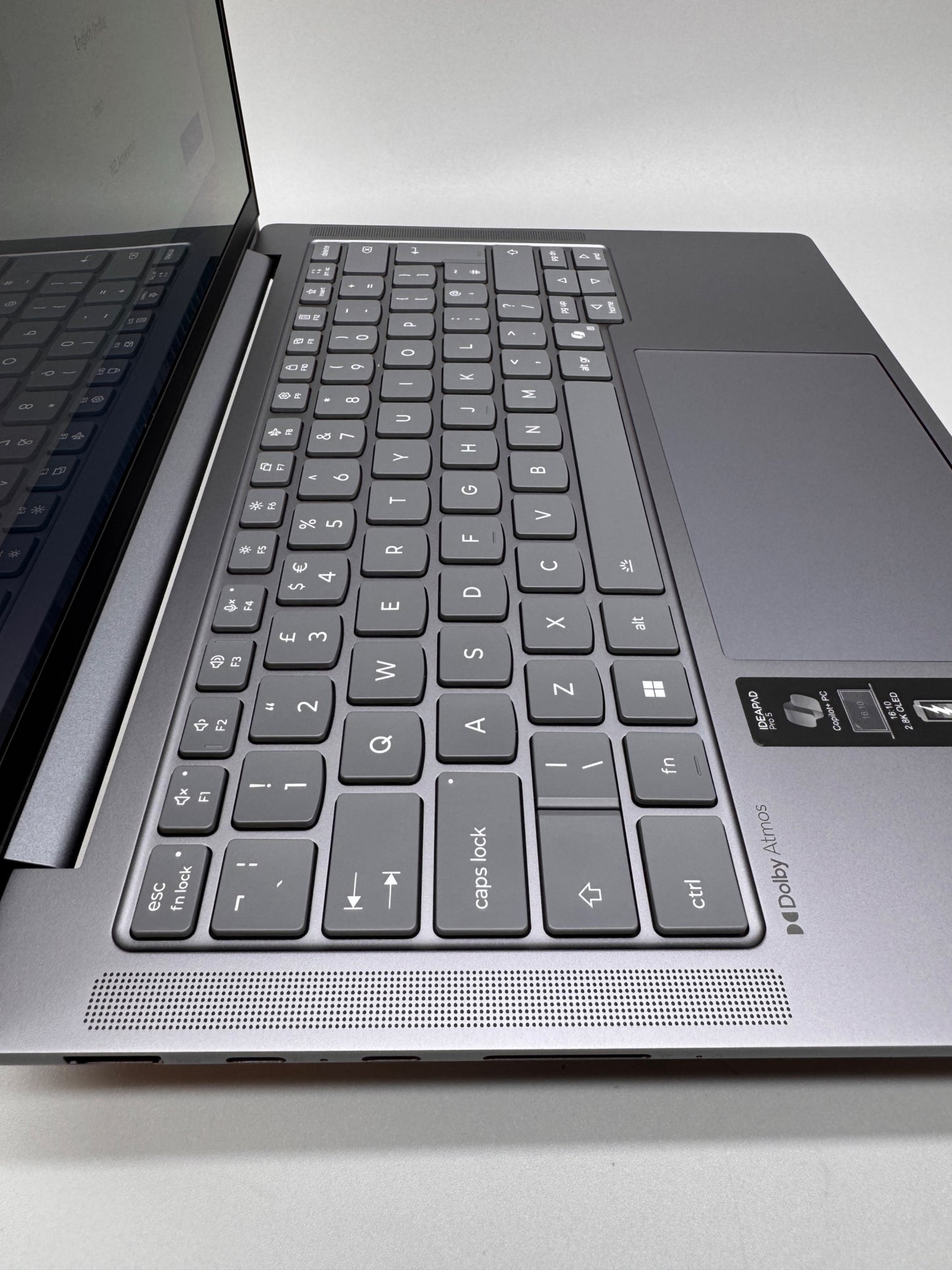 Lenovo IdeaPad Pro 5 14AKP10 Copilot+ PC 14in OLED Laptop Ryzen AI 7 24 GB RAM 1TB RAM 83JL0012UK
