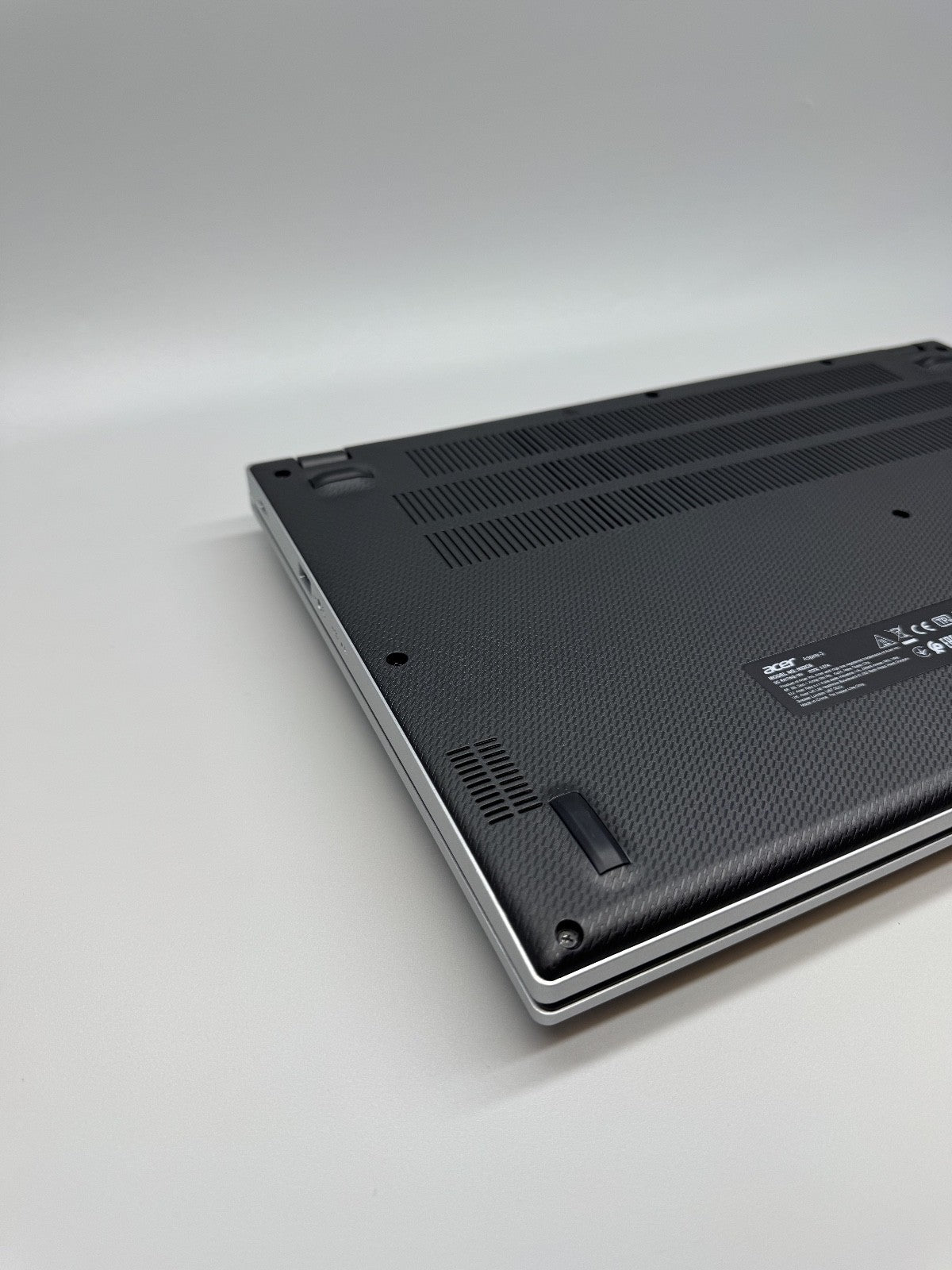 Acer Aspire 3 A315-59-575V i5 16GB RAM 512GB SSD Silver NX.K6SEK.00A GRADE A