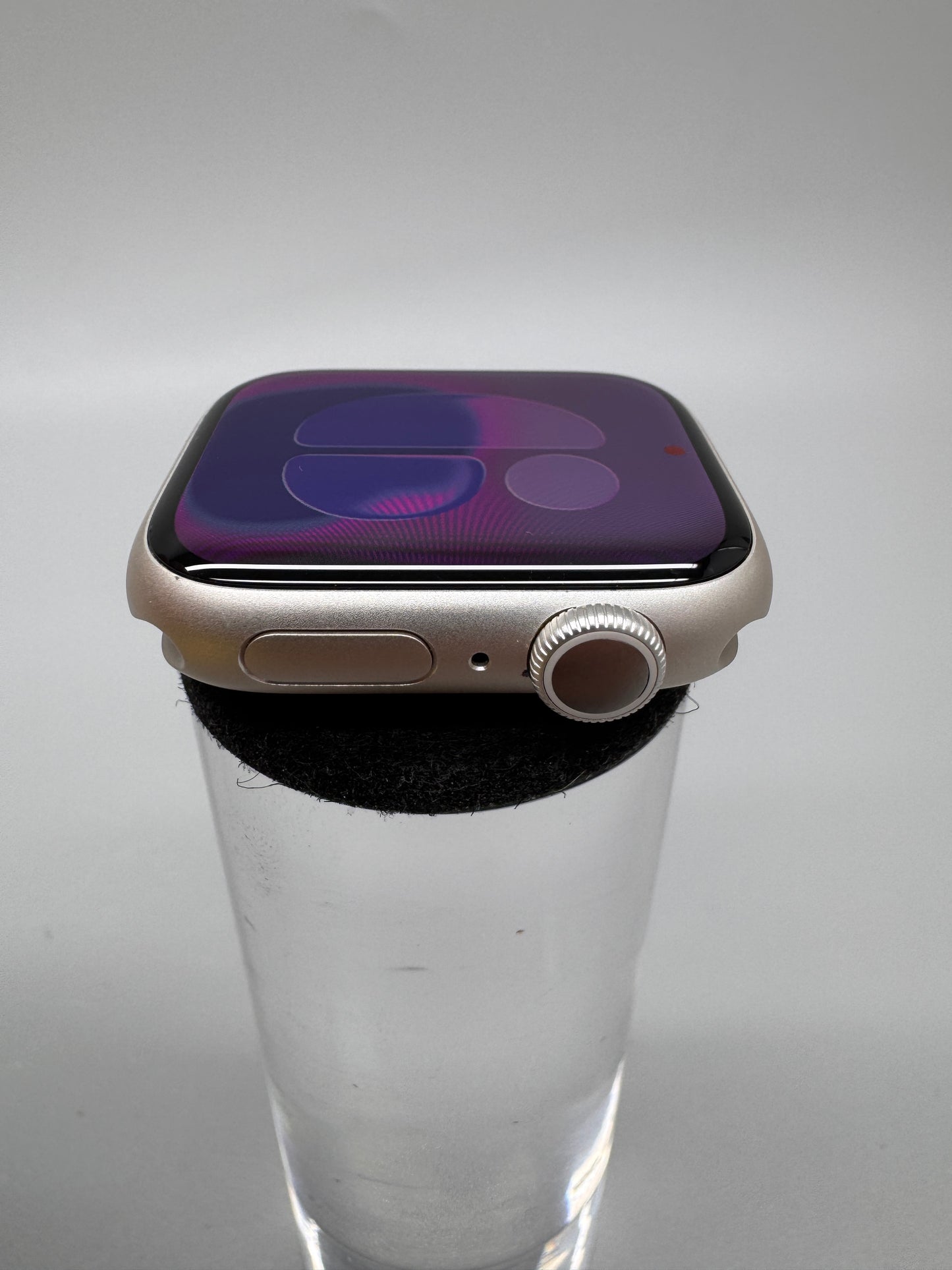 Apple Watch Series 8 41mm GPS Starlight Sport Band 2022 Smartwatch MNP63B/A