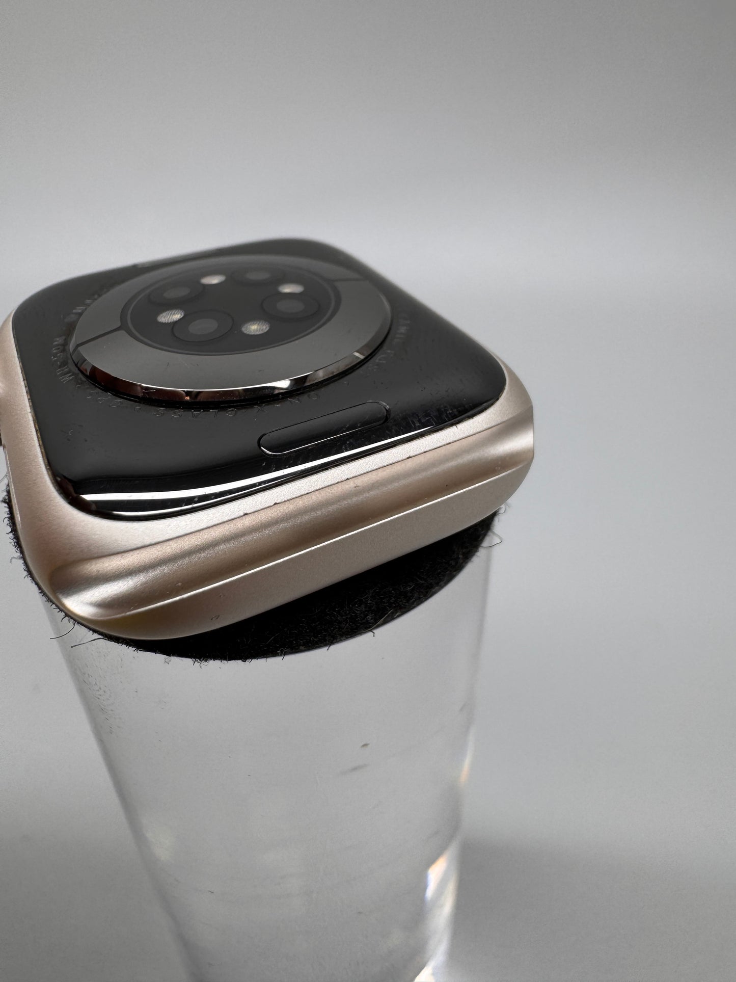 Apple Watch Series 8 41mm GPS Starlight Sport Band 2022 Smartwatch MNP63B/A
