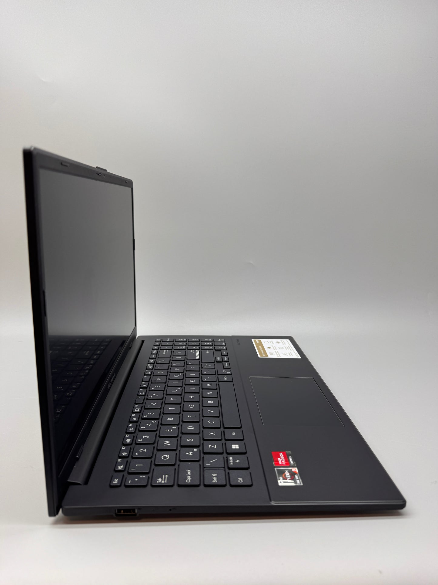 Asus VivoBook Go Laptop 15inch Ryzen 5 7520U 16GB RAM 512 GB SSD E1504FA-BQ2566W