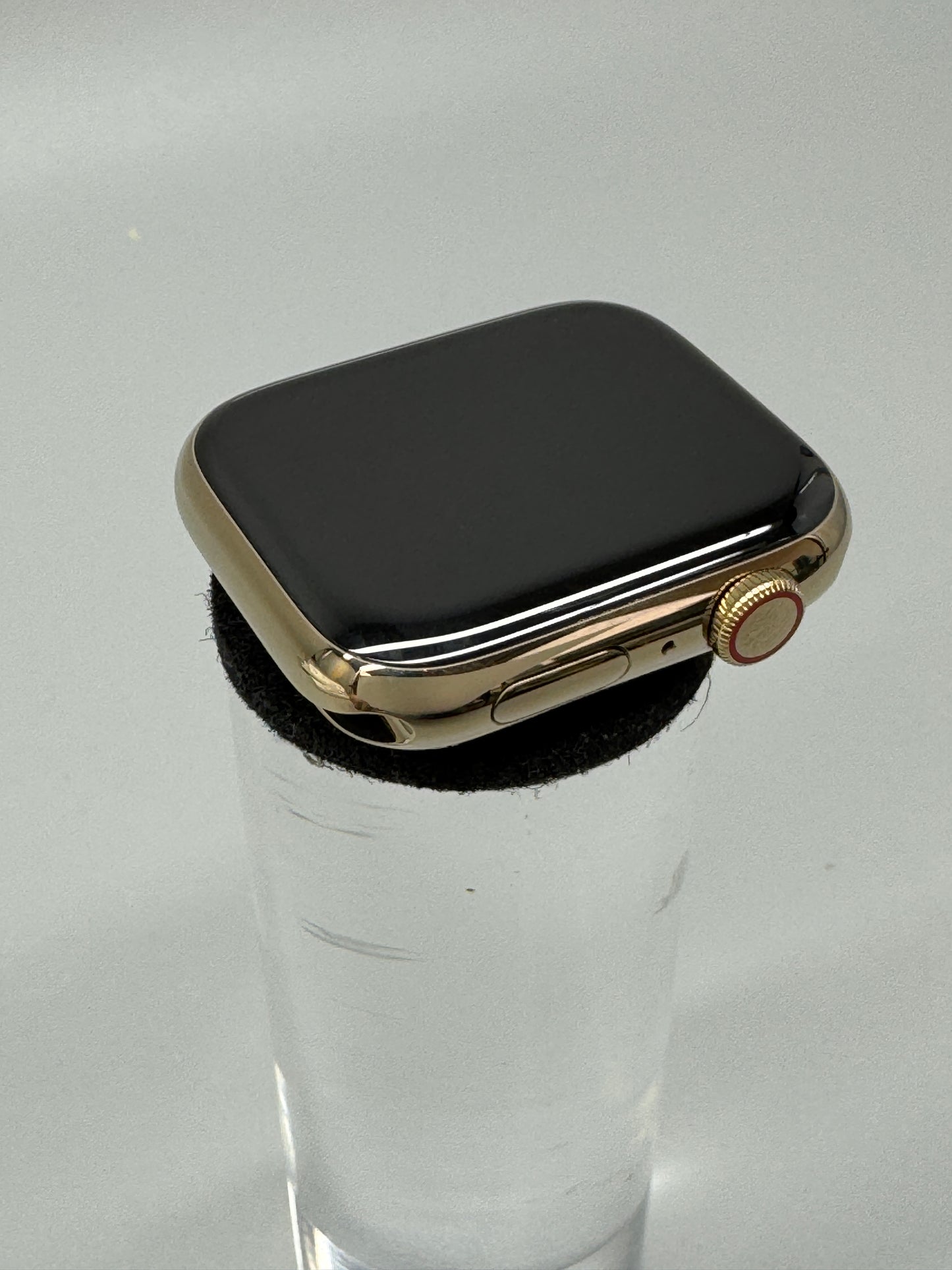 Apple Watch Series 8 45 mm Starlight GPS+Cellular 2022 Smartwatch MNKM3B/A A2775