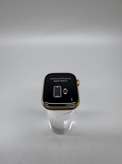 Apple Watch Series 8 45 mm Starlight GPS+Cellular 2022 Smartwatch MNKM3B/A A2775