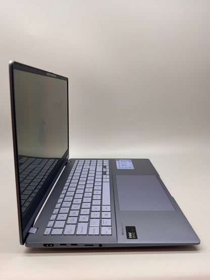 Asus VivoBook S 15 15.6" OLED Laptop Ultra 5 16GB RAM 1TB SSD S5506MA-MA006W