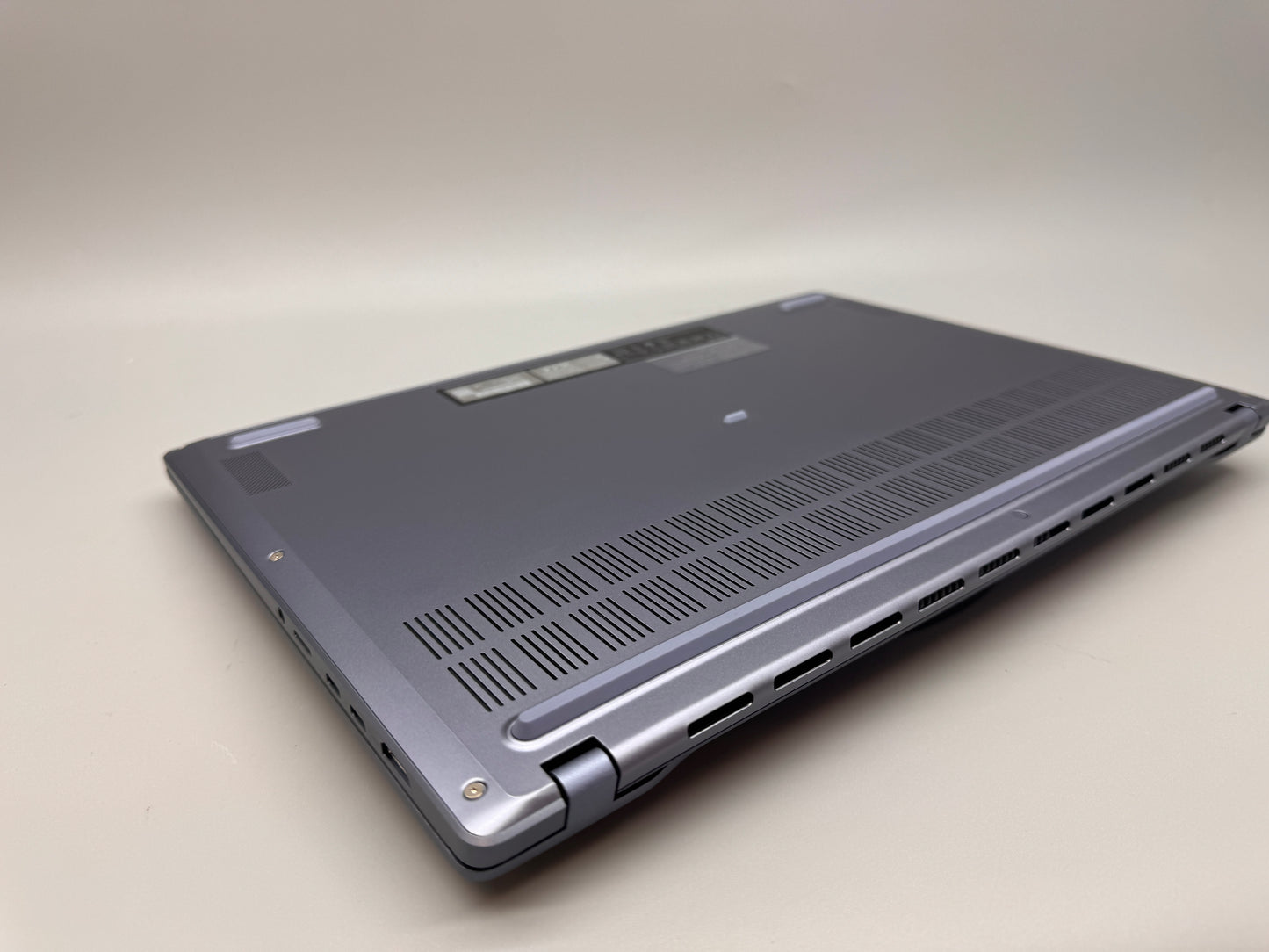 Asus VivoBook S 15 15.6" OLED Laptop Ultra 5 16GB RAM 1TB SSD S5506MA-MA006W