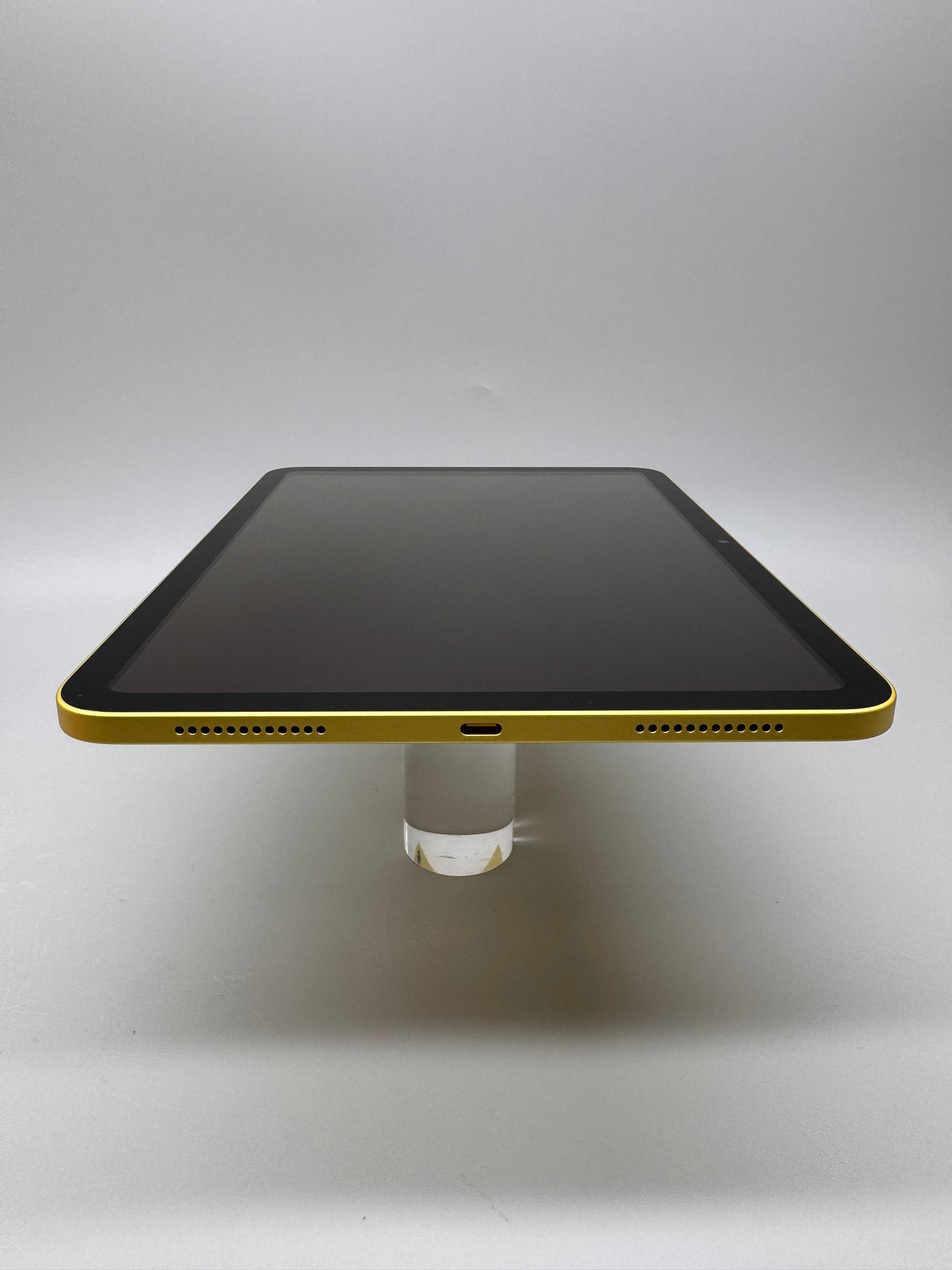 Apple iPad 11in A16 Bionic 256GB Yellow Wi-Fi Tablet MD4J4KN/A 2025