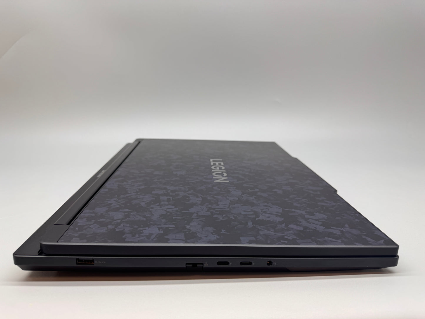 Lenovo Legion 18IAX10 2025 Gaming Laptop 18 Ultra 9 GeForce RTX 5080 64GB RAM 2TB SSD