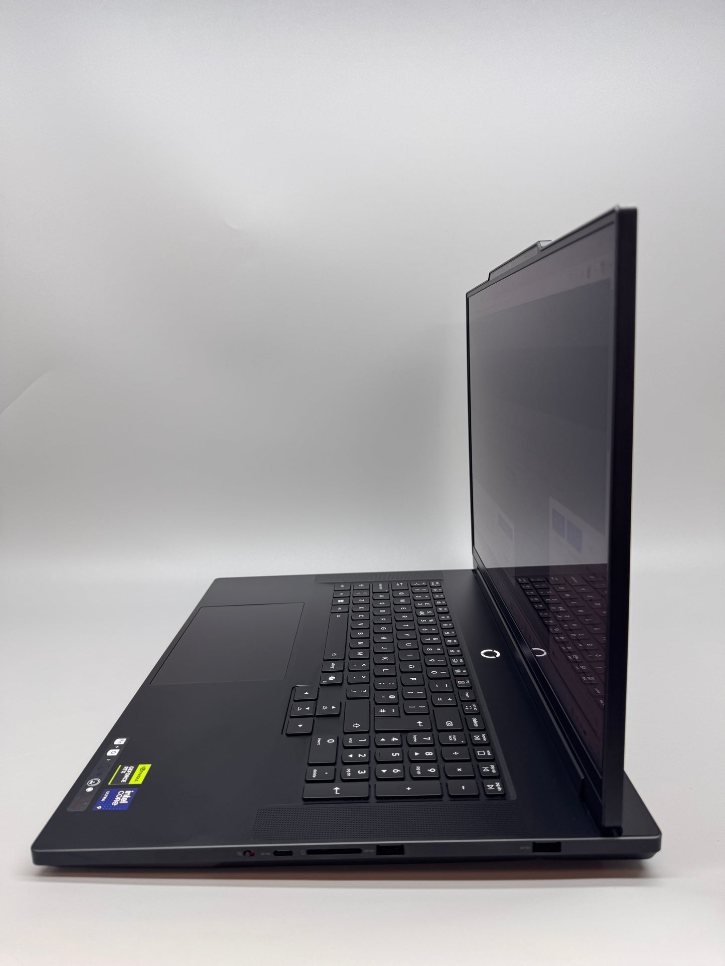 Lenovo Legion 18IAX10 2025 Gaming Laptop 18 Ultra 9 GeForce RTX 5080 64GB RAM 2TB SSD