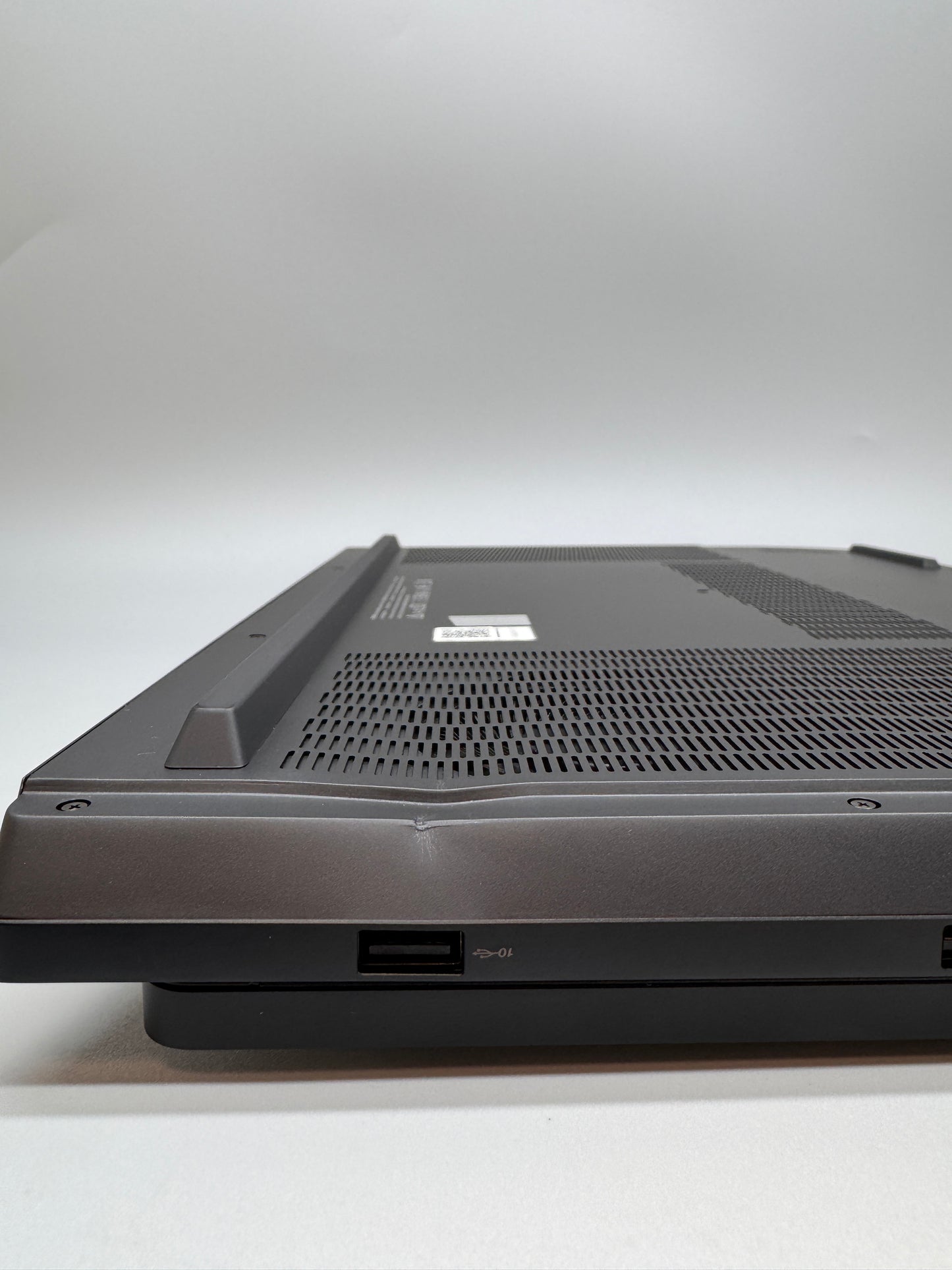 Lenovo Legion 18IAX10 2025 Gaming Laptop 18 Ultra 9 GeForce RTX 5080 64GB RAM 2TB SSD