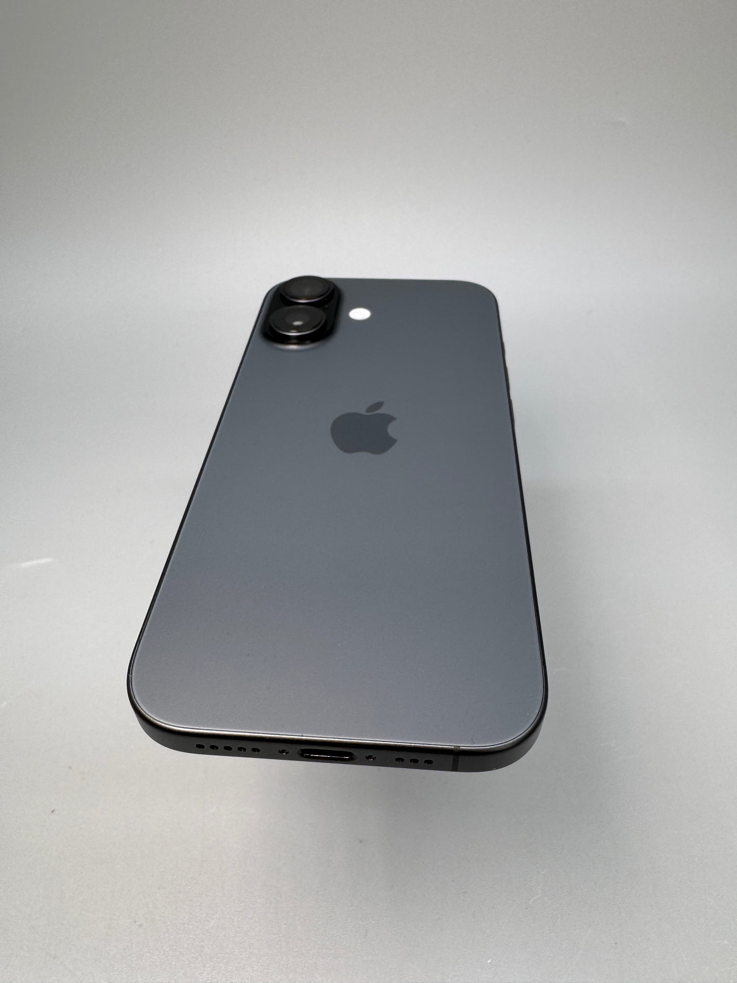 Apple iPhone 17 256GB Black Unlocked 5G Smartphone MG6J4QN/A