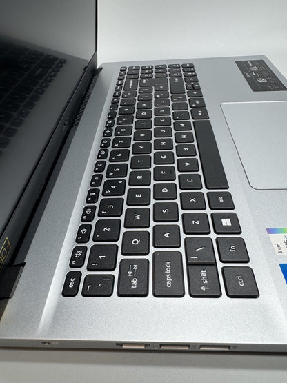 Acer Aspire 3 A315-59-575V i5 16GB RAM 512GB SSD Silver NX.K6SEK.00A GRADE A
