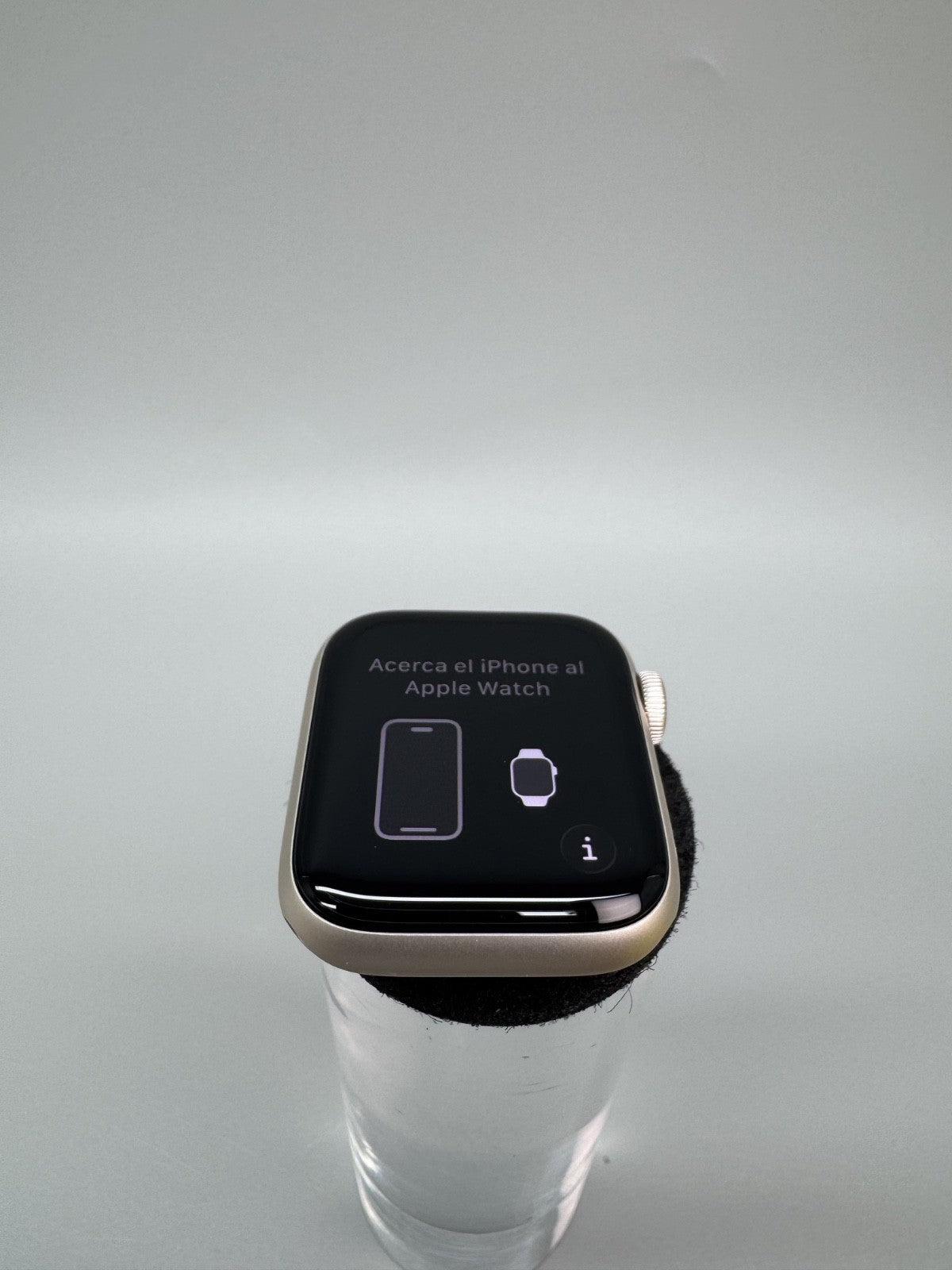 Apple Watch SE 3 GPS 40mm Starlight Sport Band S/M MEH34MP/A