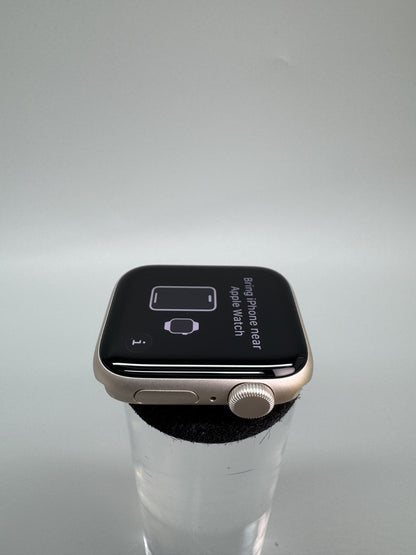 Apple Watch SE 3 GPS 40mm Starlight Sport Band S/M MEH34MP/A