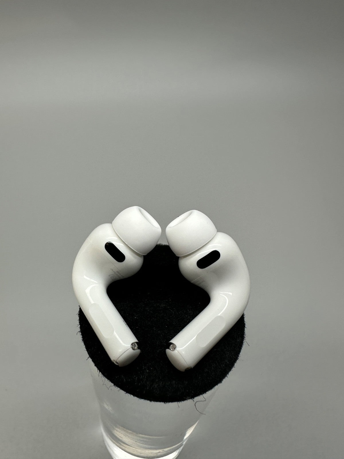 Apple AirPods Pro 3rd Gen Magsafe USB-C 2025 Noise Cancellation MFHP4ZM/A